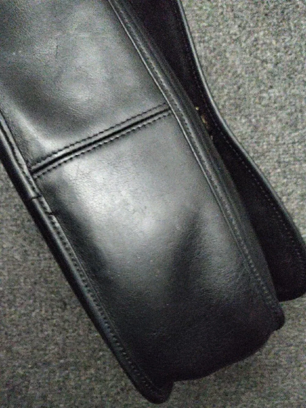 Coach smooth black